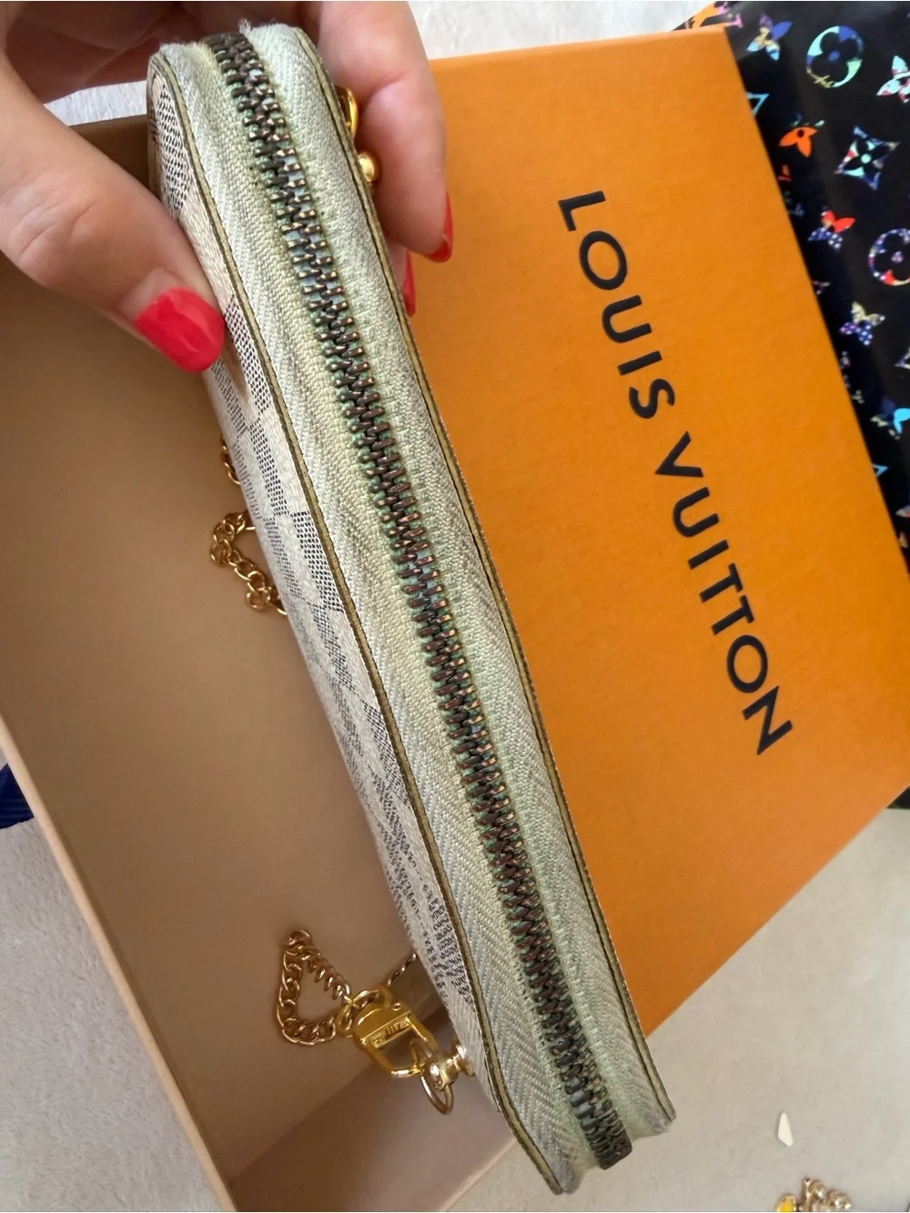 Louis Vuitton Authentic Damier Azur Zippy Long Wallet Purse with Chain